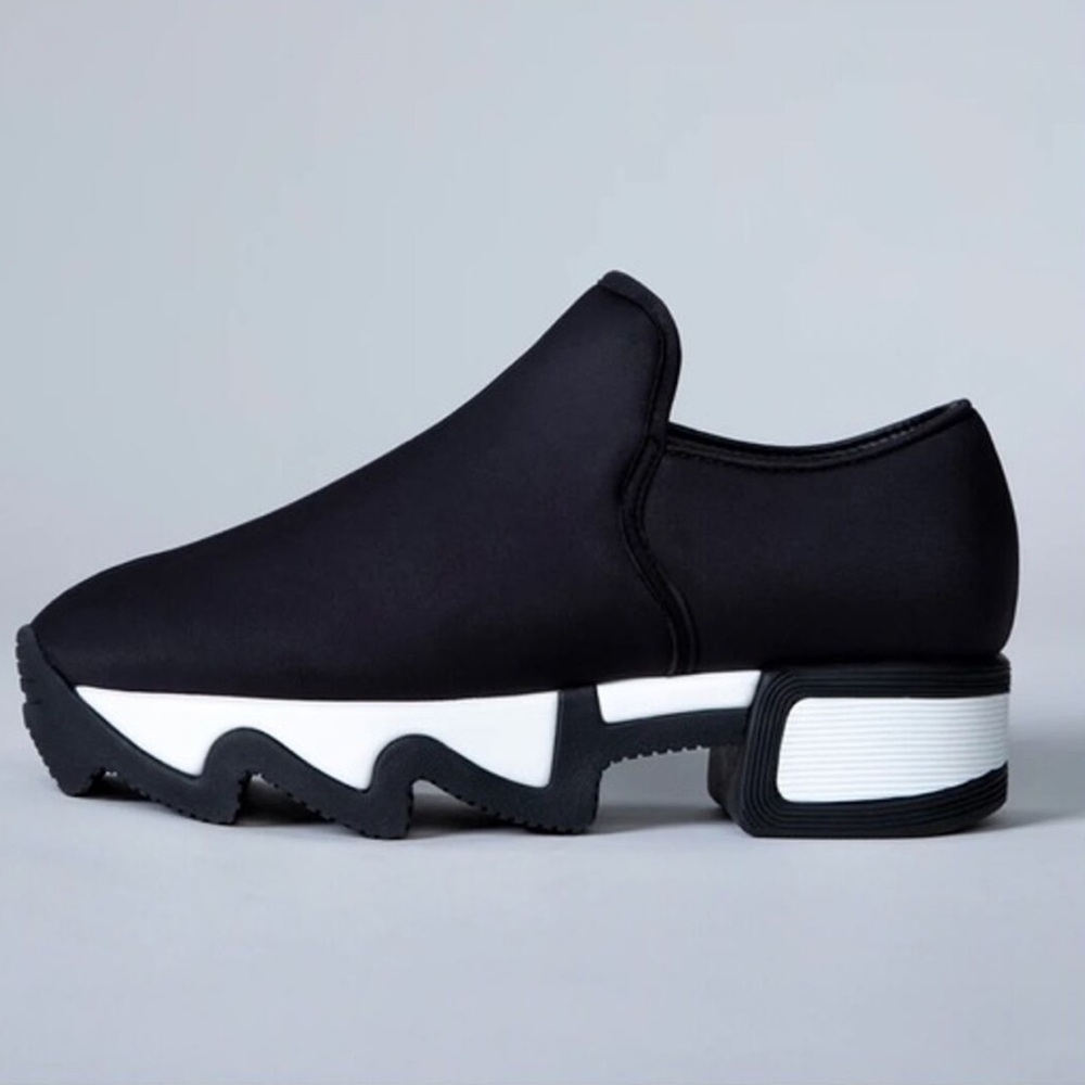 iRi wes black platform sneakers  size 39.5